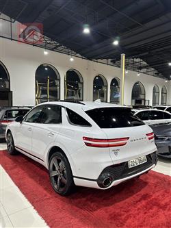 جنسس GV70